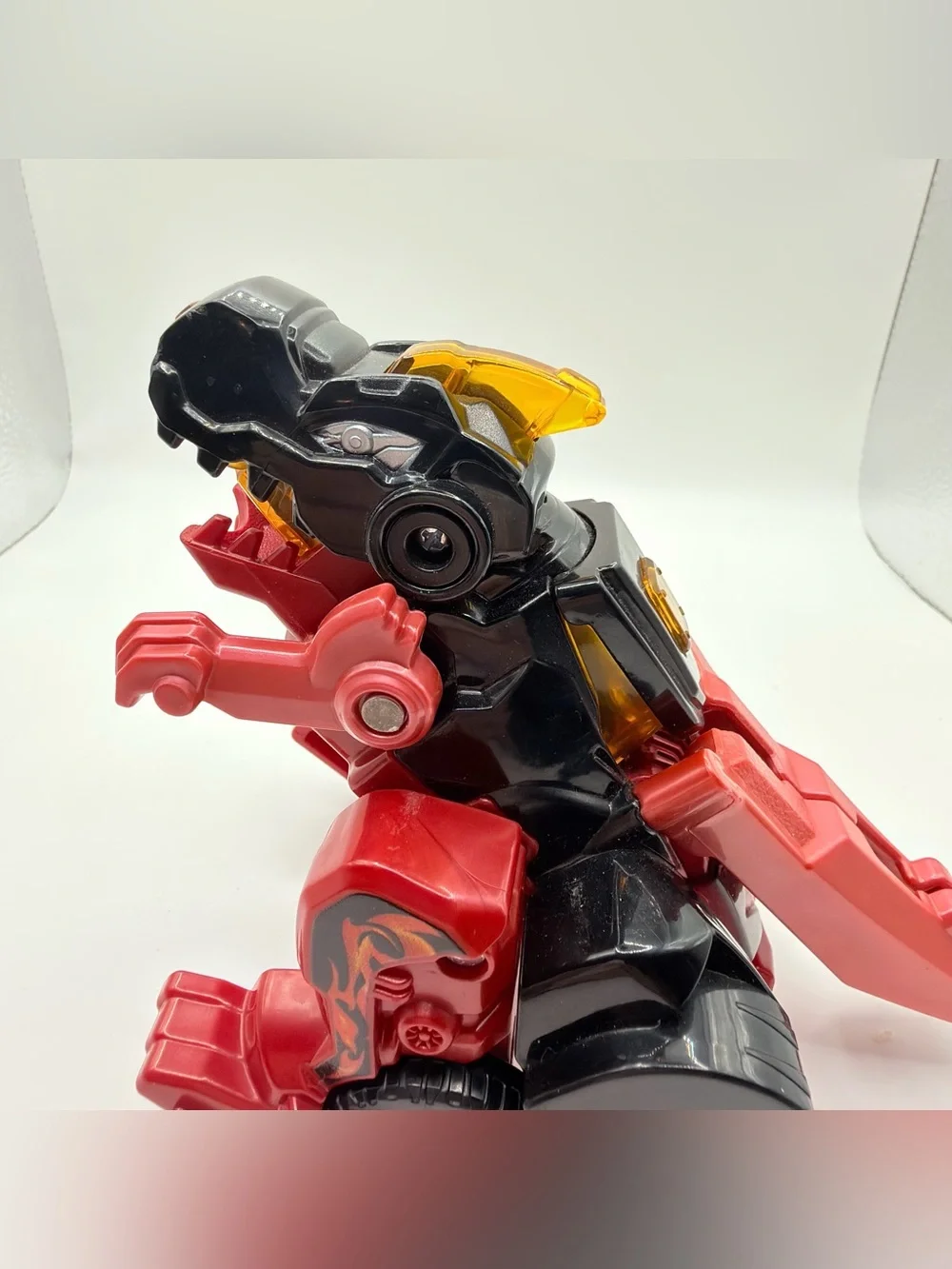VTech Switch N Go Dinosaur T Rex Muscle Car Transforms & Lights Up